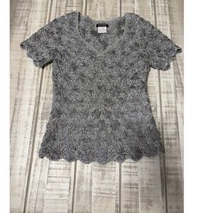 ERIC RAISINA Haute Texture Silk V Neck Short Sleeve Blouse Top XS Grey Lace